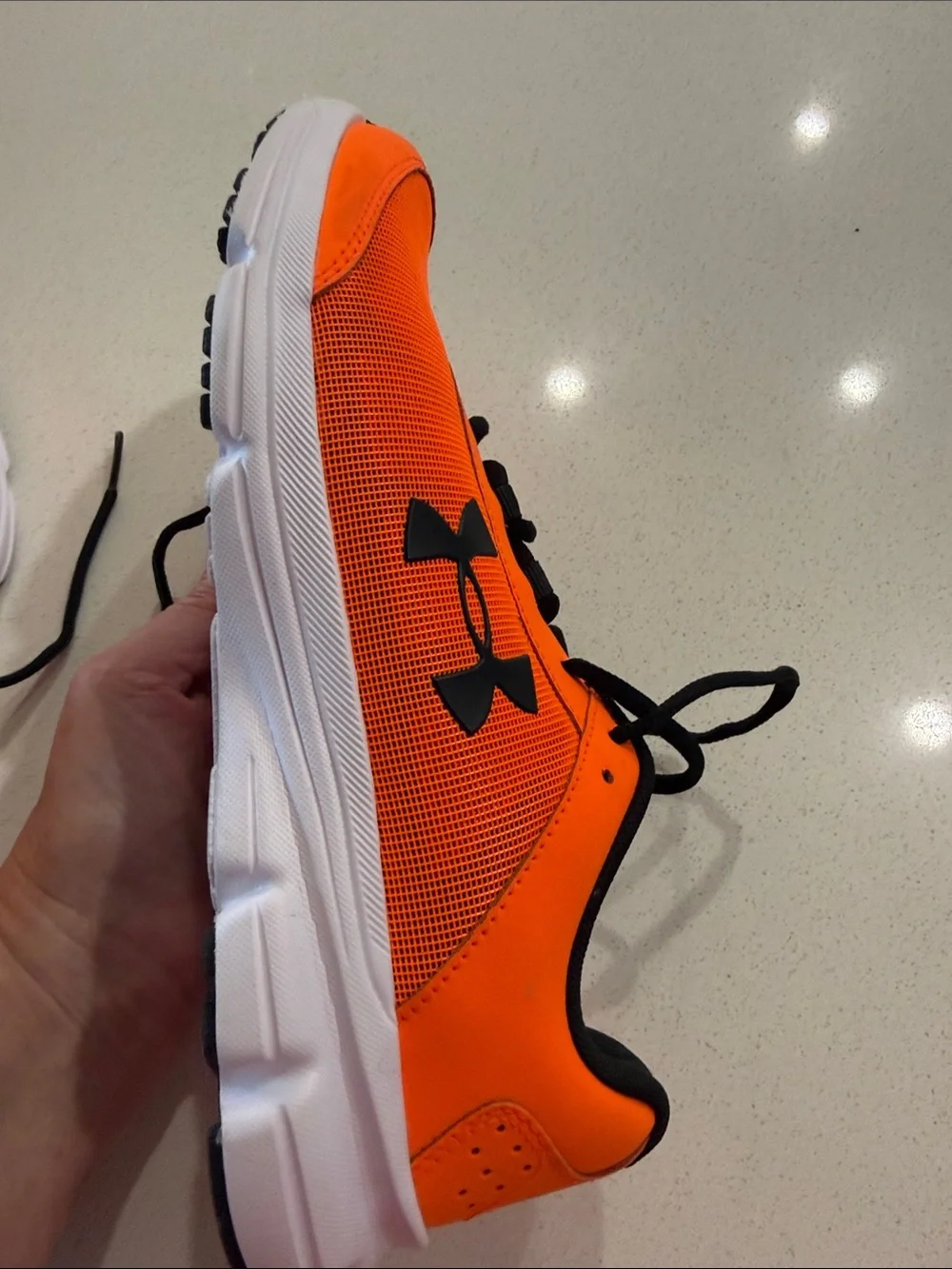 Under Armour  Orange and Black Low-Top Sneakers Size 7Y (euro 40) Men’s 7